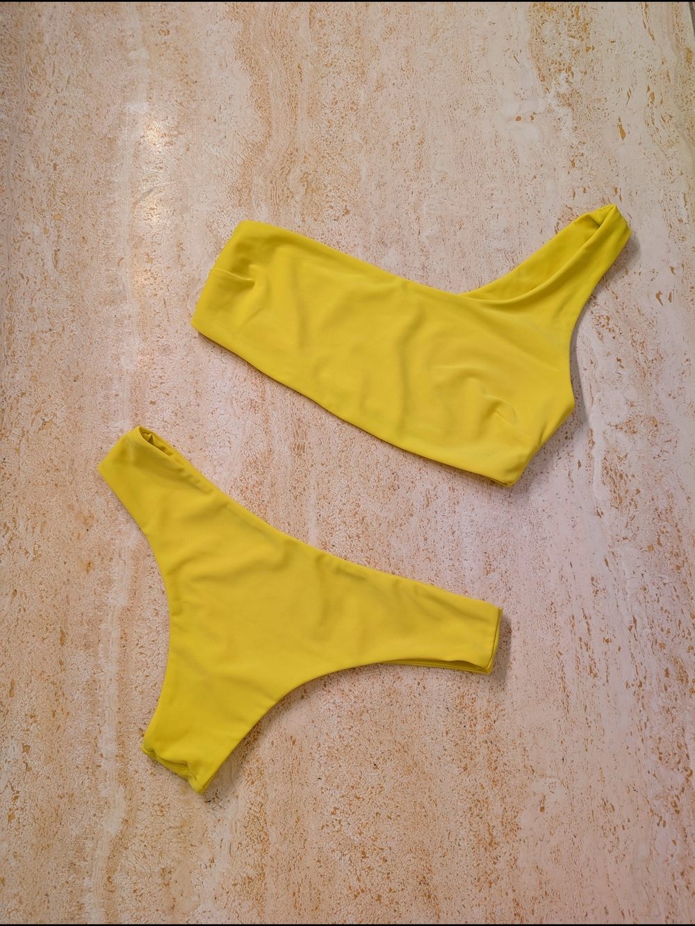Mennillo Yellow One-Shoulder & Tanga Women's Bikini Set